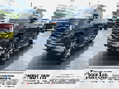 Used 2022 GMC Sierra 1500 SLT w/ SLT Premium Plus Package