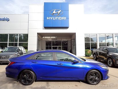 Certified 2022 Hyundai Elantra SEL