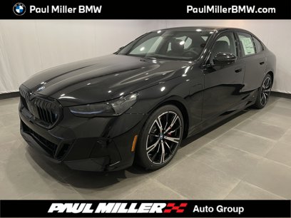 New 2025 BMW 550e xDrive w/ Premium Package