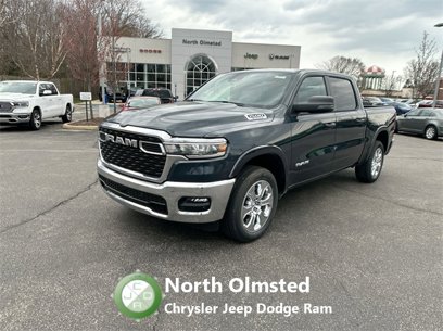 New 2025 RAM 1500 4x4 Crew Cab