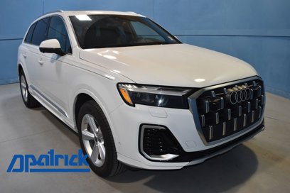 Used 2025 Audi Q7 2.0T Premium w/ Convenience Package