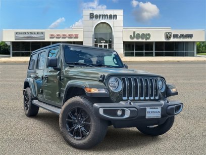 Used 2021 Jeep Wrangler Unlimited Sahara w/ Uconnect 4C Nav & Sound Group