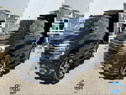 Used 2024 Ford Expedition XLT