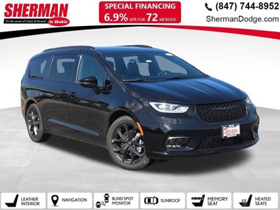 New 2025 Chrysler Pacifica Limited