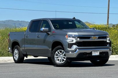 New 2025 Chevrolet Silverado 1500 LT
