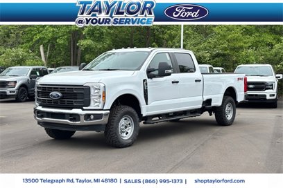 New 2025 Ford F350 XL w/ XL Off-Road Package
