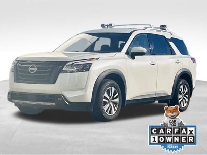 Certified 2024 Nissan Pathfinder SL w/ Black Appearance Package
