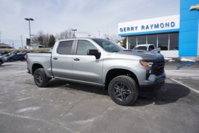 New 2025 Chevrolet Silverado 1500 Custom Trail Boss w/ LPO, Dark Essentials Package