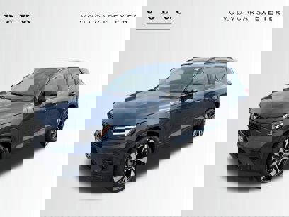 New 2026 Volvo XC40 B5 Plus w/ Climate Package
