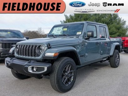 New 2025 Jeep Gladiator Sport