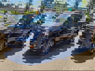New 2025 Ford Maverick XLT