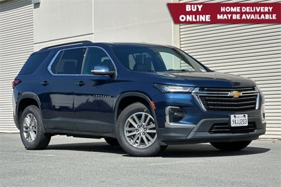 Used 2022 Chevrolet Traverse LT