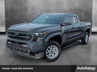New 2024 Toyota Tacoma SR5