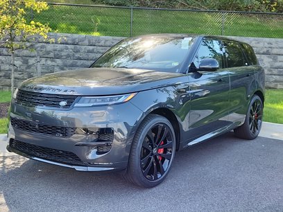 New 2025 Land Rover Range Rover Sport Dynamic SE