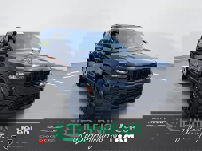New 2025 Jeep Grand Cherokee Altitude