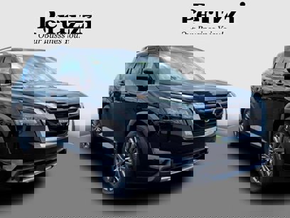 New 2025 Nissan Pathfinder SL w/ SL Premium Package