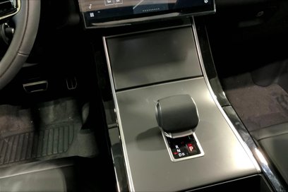 New 2025 Land Rover Range Rover Velar Dynamic SE
