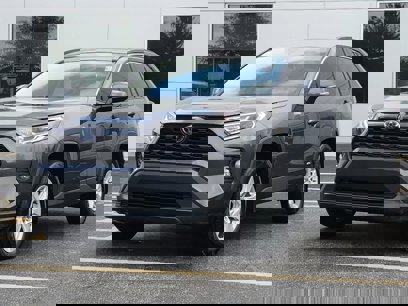 Used 2021 Toyota RAV4 XLE