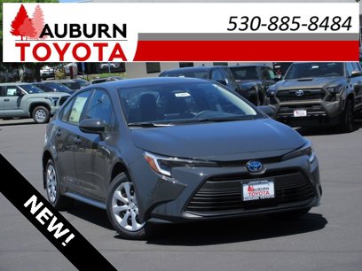 New 2025 Toyota Corolla LE
