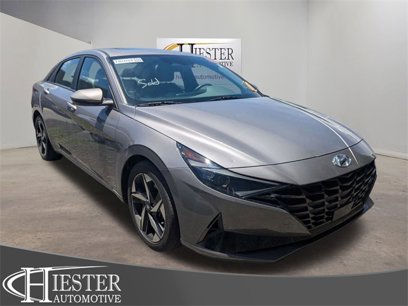 Used 2022 Hyundai Elantra SEL w/ Convenience + Premium Package