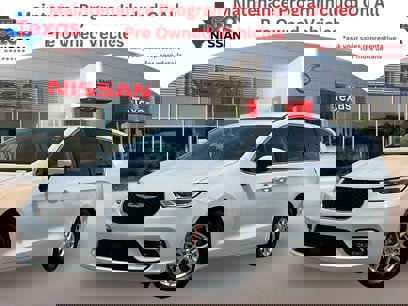 Used 2023 Chrysler Pacifica Touring-L