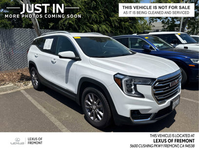 Used 2023 GMC Terrain SLT