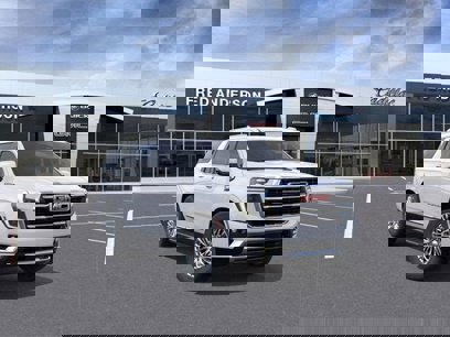 New 2025 GMC Yukon Elevation w/ Elevation Premium Package