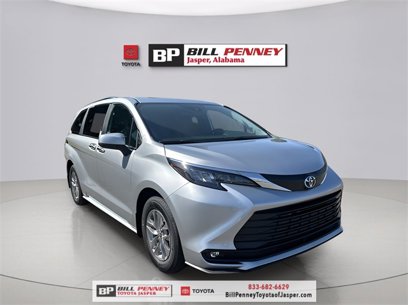 New 2025 Toyota Sienna XLE