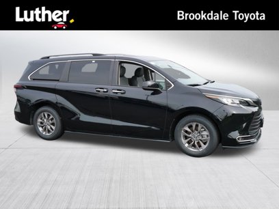 Certified 2023 Toyota Sienna XLE