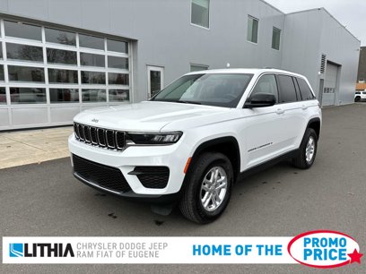 Used 2023 Jeep Grand Cherokee Laredo