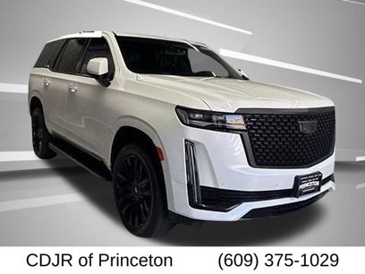 Used 2022 Cadillac Escalade Luxury w/ LPO, Floor Liner Package