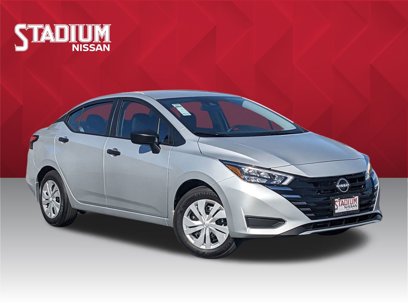 New 2025 Nissan Versa S w/ Trunk Package
