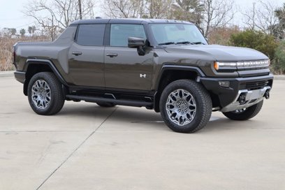 New 2025 GMC Hummer EV 3X w/ LPO, Sport Package
