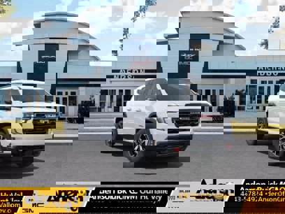 New 2025 GMC Acadia AT4