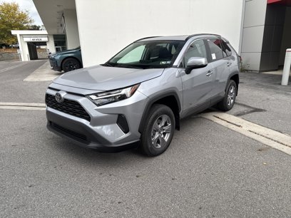 New 2025 Toyota RAV4 XLE