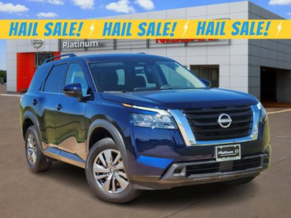 Used 2025 Nissan Pathfinder SV