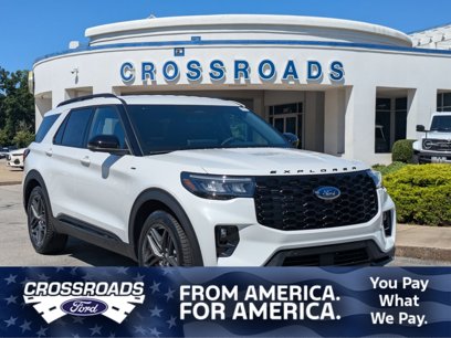New 2025 Ford Explorer ST-Line w/ Premium Package