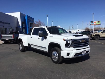 Used 2025 Chevrolet Silverado 3500 High Country w/ Technology Package