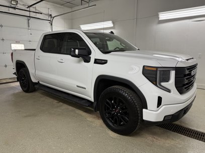 New 2025 GMC Sierra 1500 Elevation w/ Elevation Premium Package