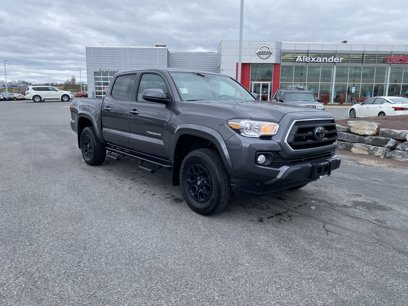 Used 2022 Toyota Tacoma SR5