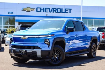 New 2025 Chevrolet Silverado EV LT