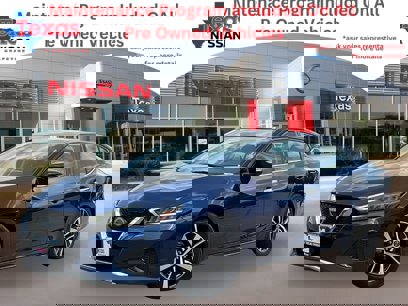 Used 2023 Nissan Maxima SV w/ Floor Mat Group