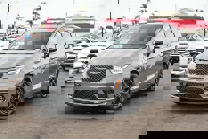 New 2025 Chrysler Pacifica Premium