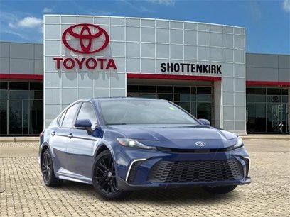Used 2025 Toyota Camry SE