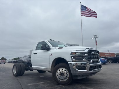 New 2026 RAM 3500 Tradesman w/ Chrome Appearance Group
