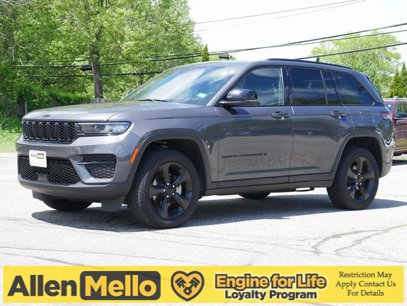 Used 2023 Jeep Grand Cherokee Altitude