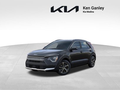 New 2025 Kia Niro EX
