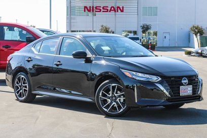 New 2025 Nissan Sentra SR w/ SR Premium Package
