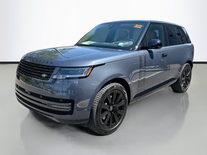New 2025 Land Rover Range Rover SE