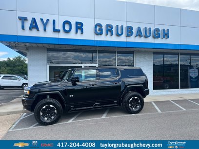 New 2024 GMC Hummer EV 2X w/ Extreme Off-Road Package
